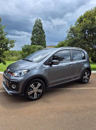 VOLKSWAGEN UP 1.0 170 TSI TOTAL FLEX XTREME 4P MANUAL